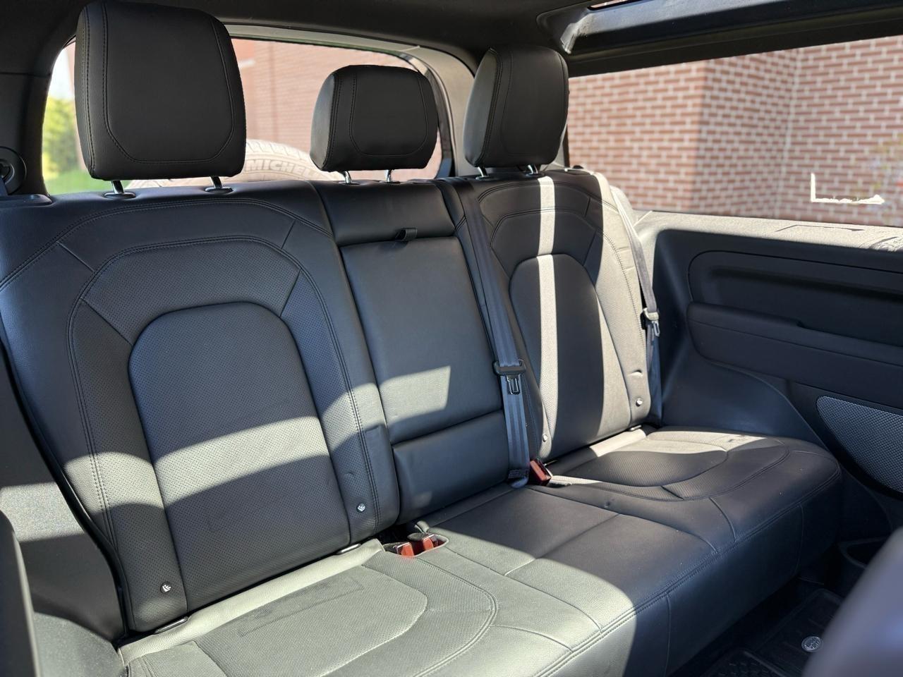 2023 Land Rover Defender S - Photo 30