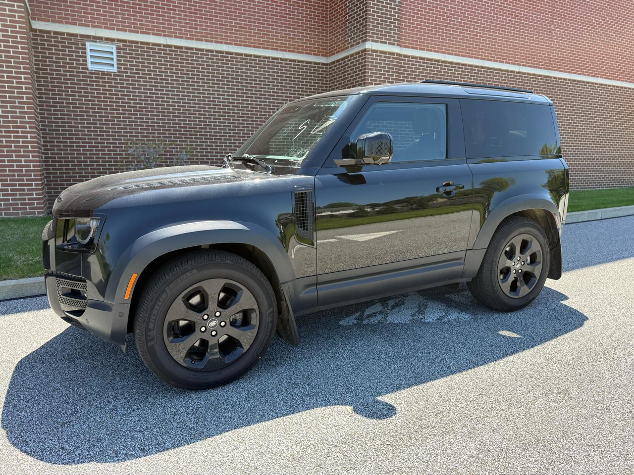Photo 5 of 2023 Land Rover Defender 90 S