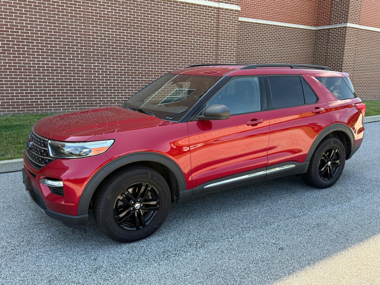 Photo 3 of 2020 Ford Explorer XLT