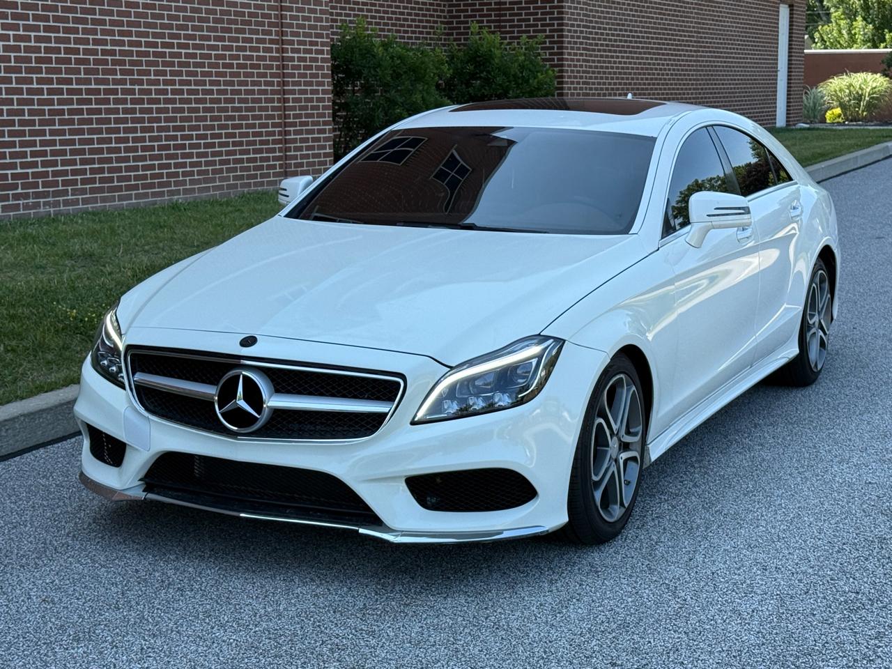 Photo 1 of 2016 Mercedes-Benz CLS CLS 400