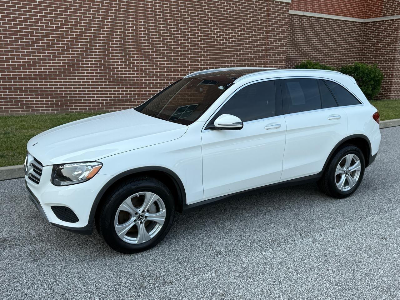 Photo 3 of 2018 Mercedes-Benz GLC GLC 300 4MATIC