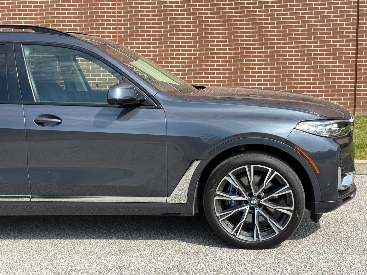 2021 BMW X7 40i - Photo 17