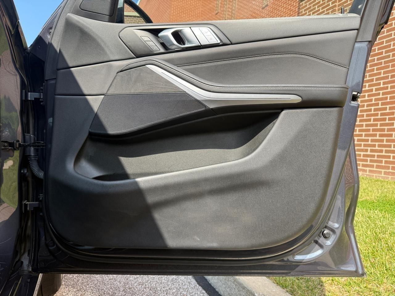 2021 BMW X7 40i - Photo 36
