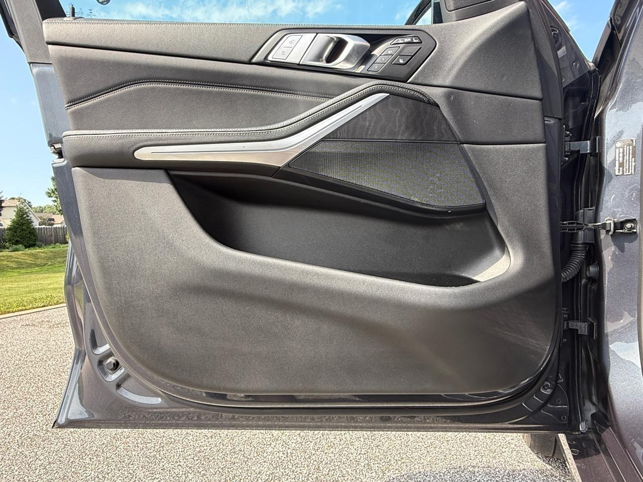 2021 BMW X7 40i - Photo 39