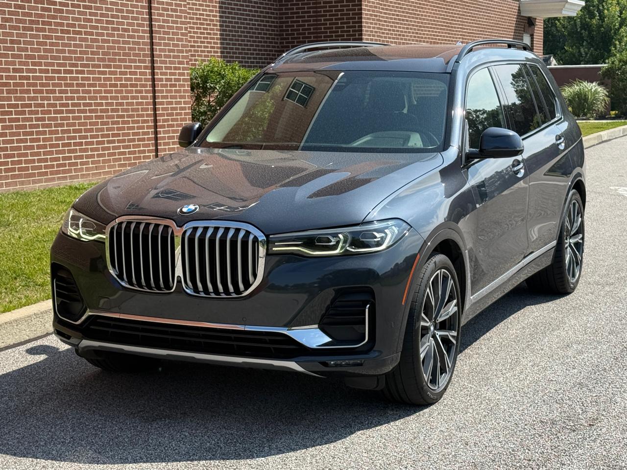 Photo 1 of 2021 BMW X7 xDrive40i