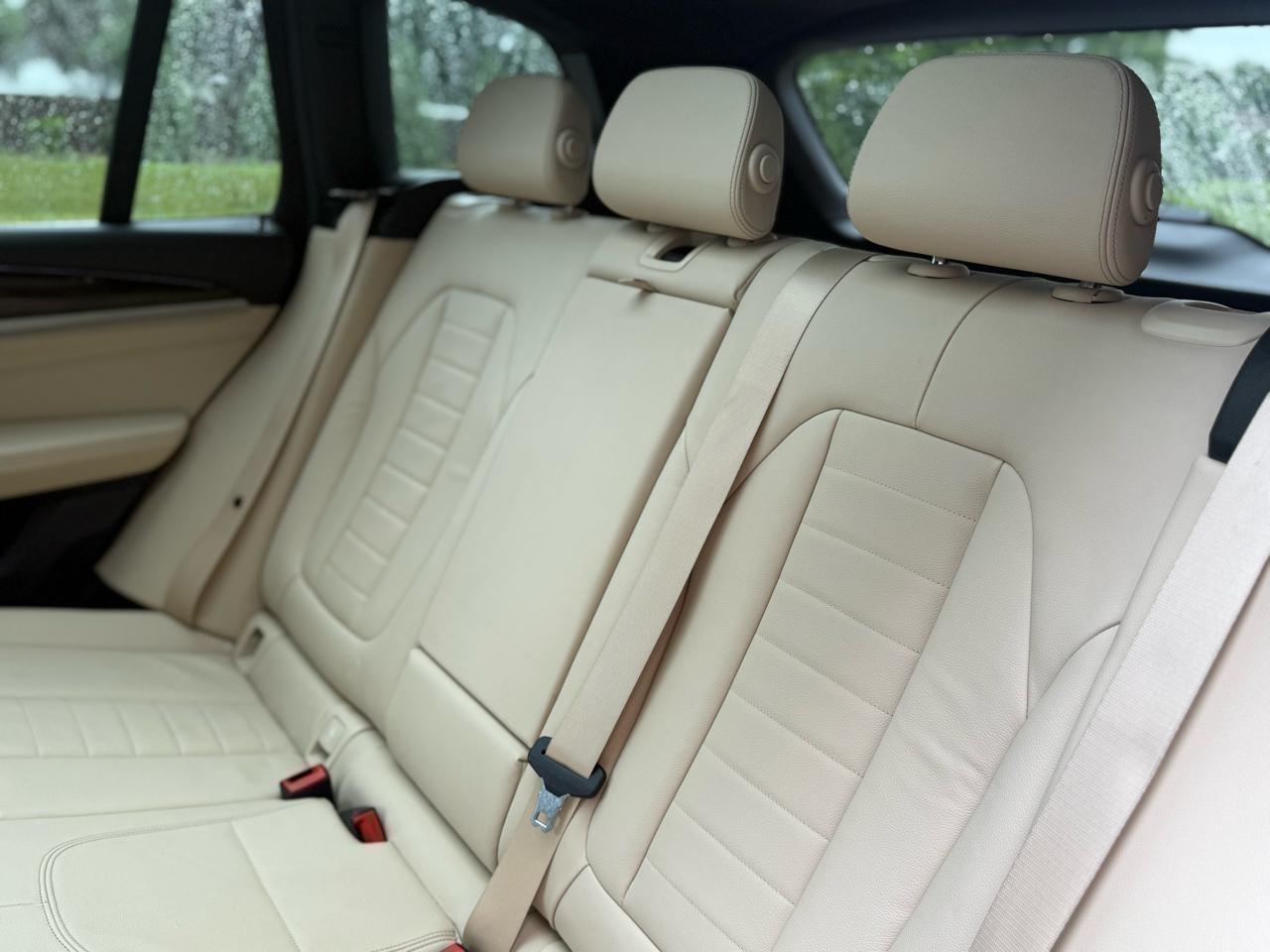 2019 BMW X3 30i - Photo 29
