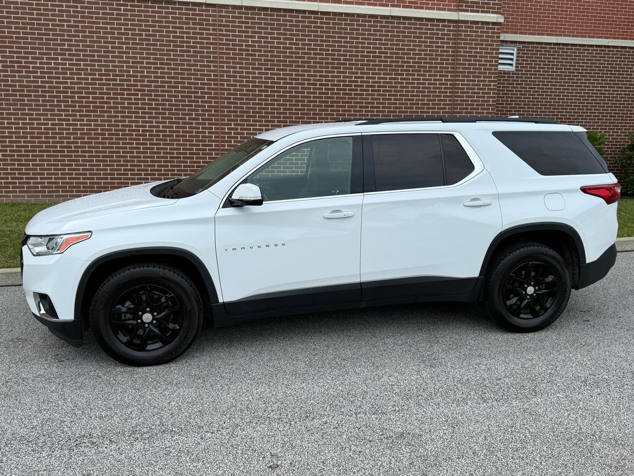 2020 Chevrolet Traverse LT Leather - Image 4