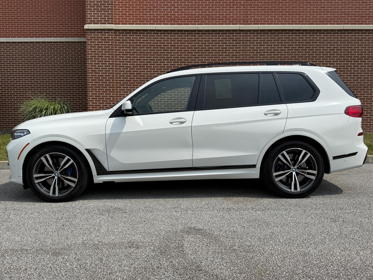 2021 BMW X7 M50i - Image 5