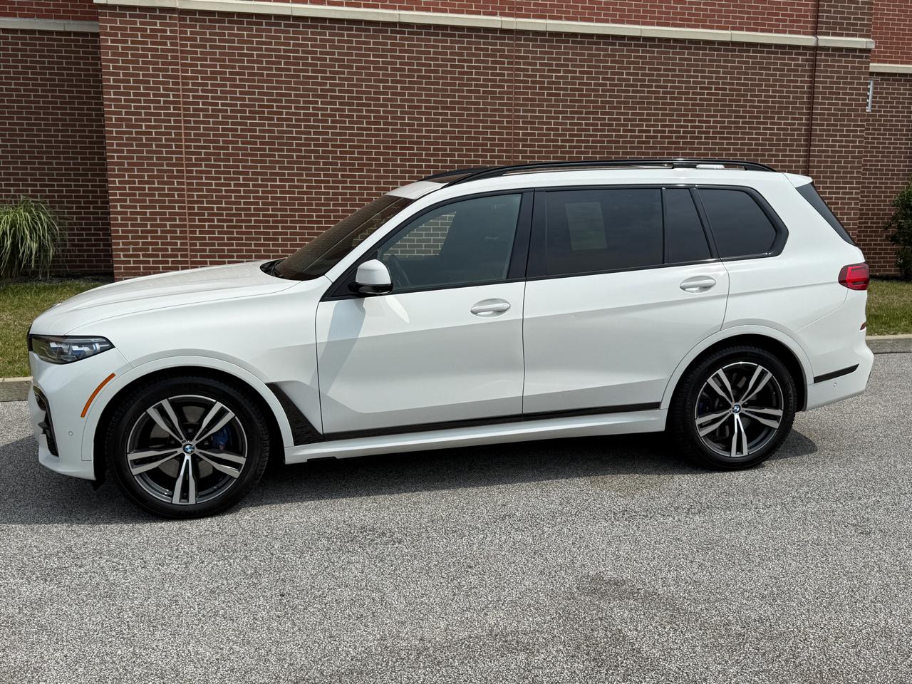 2021 BMW X7 M50i - Image 4