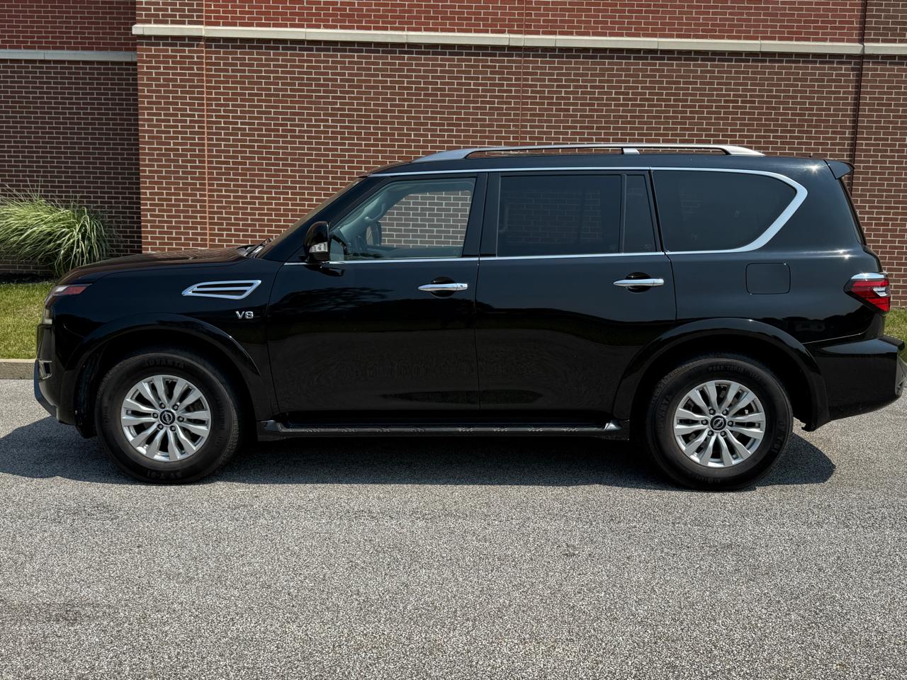2021 Nissan Armada SV - Image 5