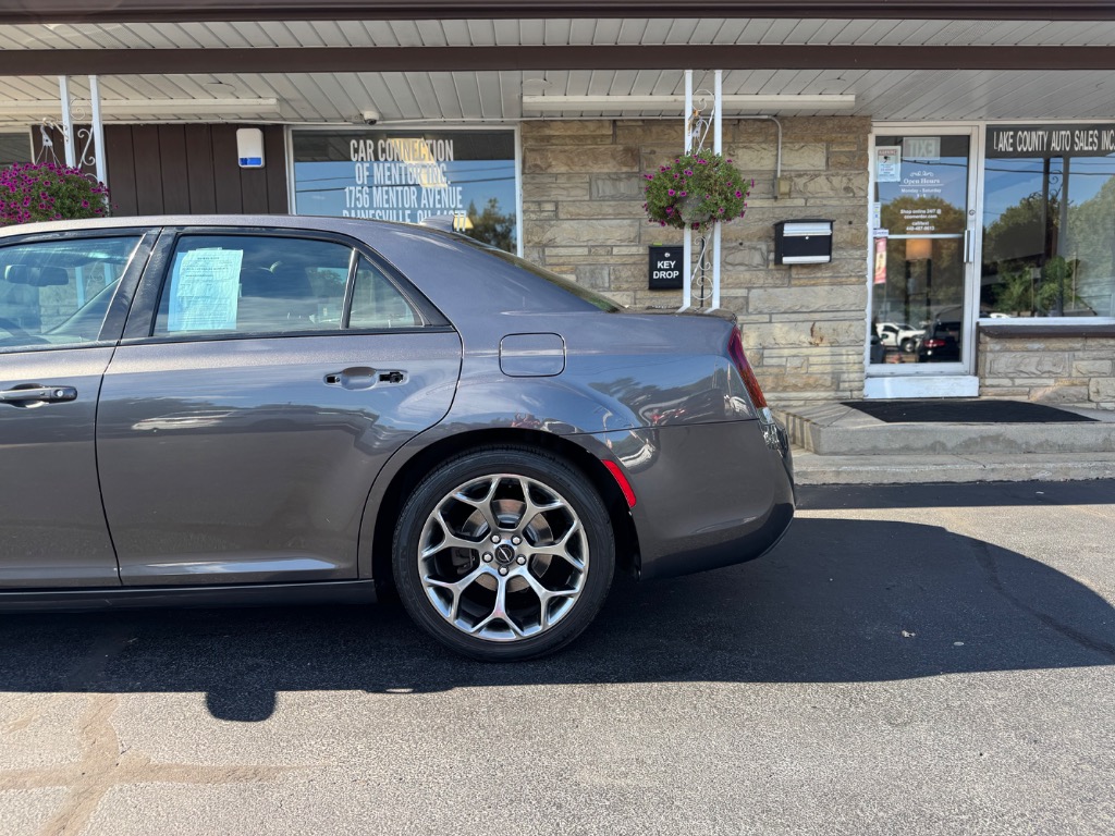Photo 5 of 2017 Chrysler 300 300S RWD