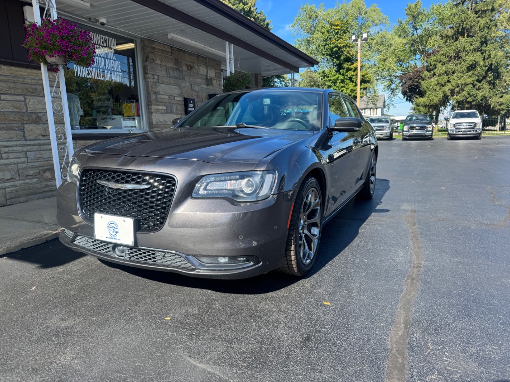 Photo 3 of 2017 Chrysler 300 300S RWD