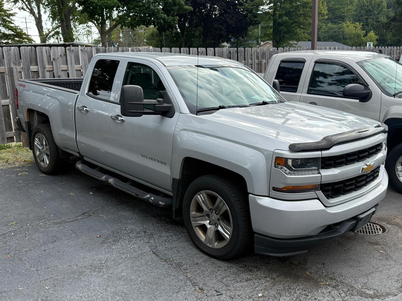 2017 Chevrolet Silverado 1500 Custom - Image 2