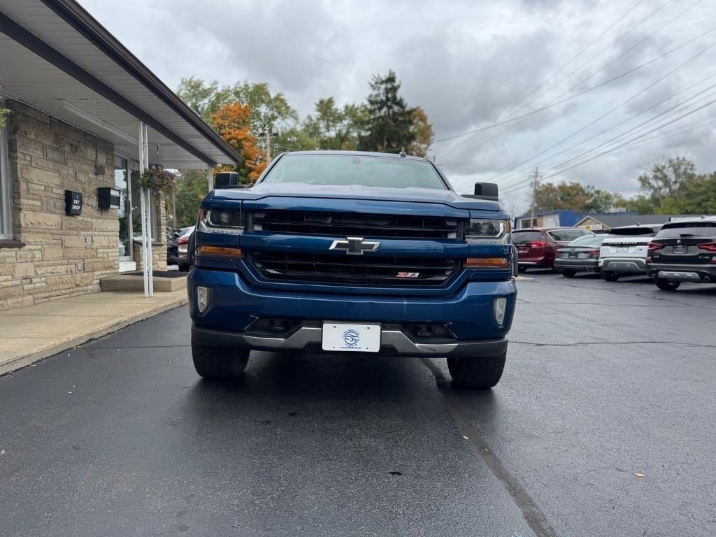Photo 2 of 2017 Chevrolet Silverado 1500 LT