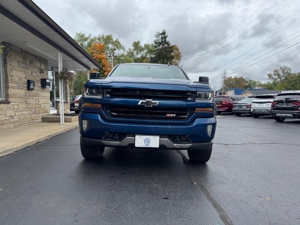 Photo 2 of 2017 Chevrolet Silverado 1500 LT
