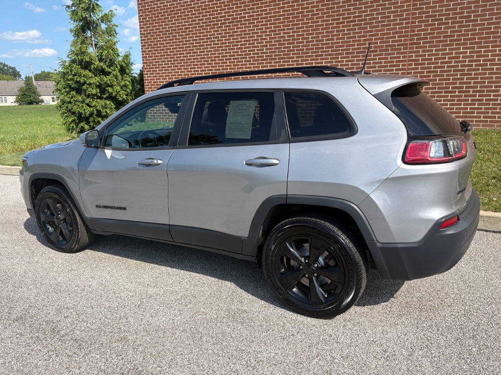 2019 Jeep Cherokee Altitude - Image 5