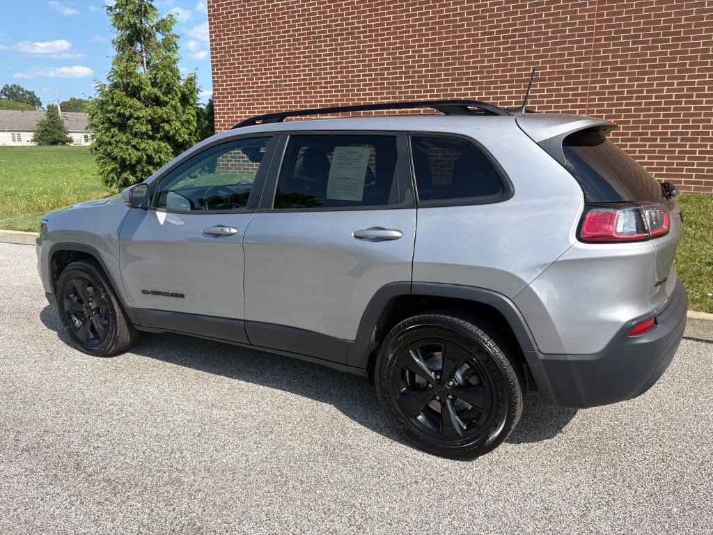 2019 Jeep Cherokee Altitude - Image 4