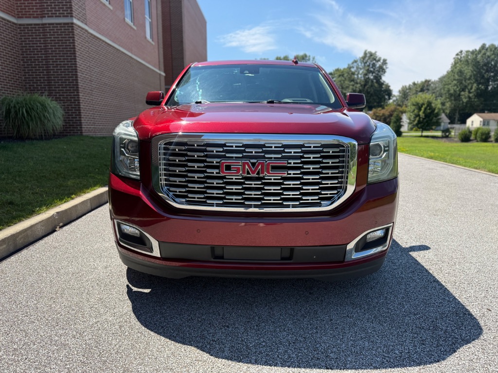 Photo 2 of 2019 GMC Yukon Denali