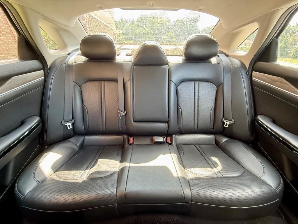 2022 Kia K5 EX - Photo 36