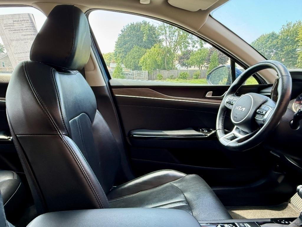 2022 Kia K5 EX - Photo 26
