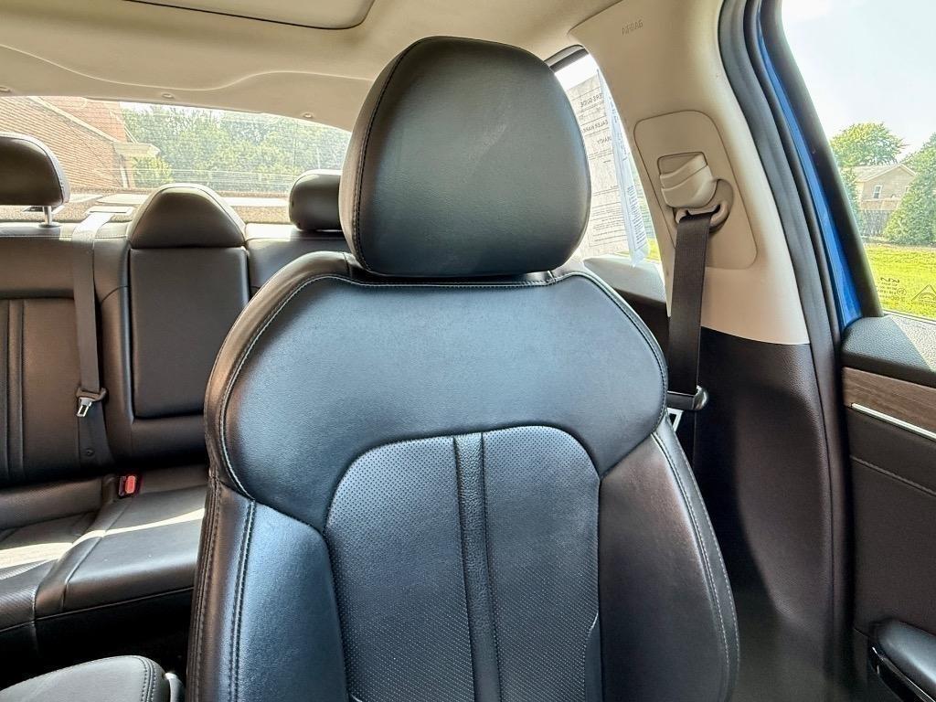 2022 Kia K5 EX - Photo 35