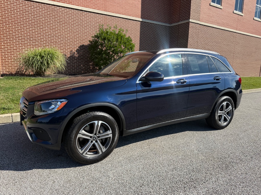 Photo 4 of 2019 Mercedes-Benz GLC GLC 300 4MATIC