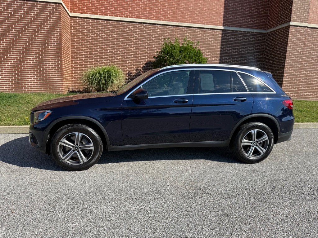 Photo 5 of 2019 Mercedes-Benz GLC GLC 300 4MATIC