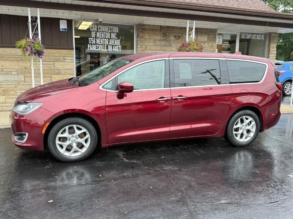 Photo 4 of 2019 Chrysler Pacifica Touring Plus