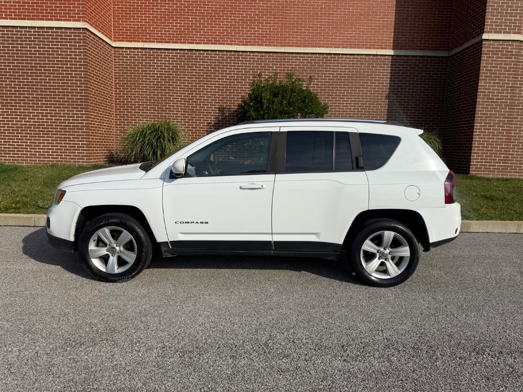 Photo 5 of 2015 Jeep Compass Latitude