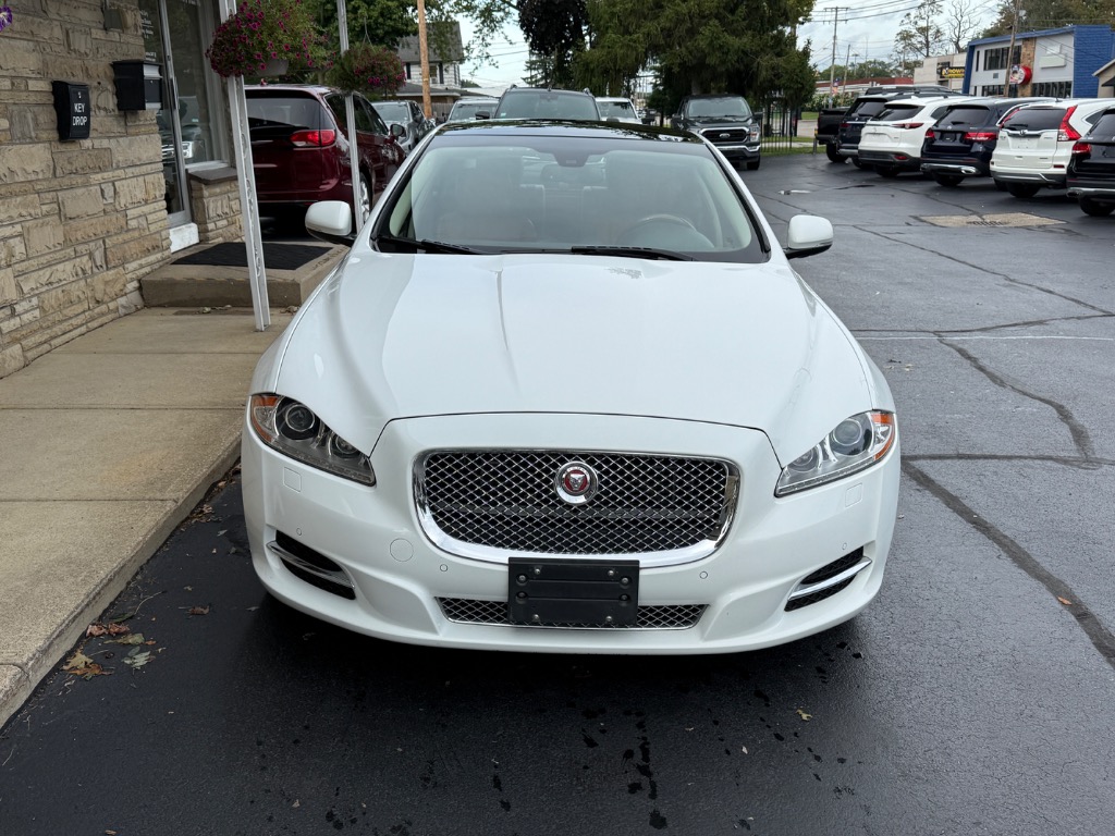 Photo 2 of 2015 Jaguar XJL Supercharged