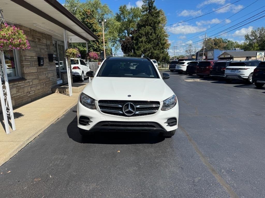 Photo 2 of 2018 Mercedes-Benz GLC GLC 300 4MATIC
