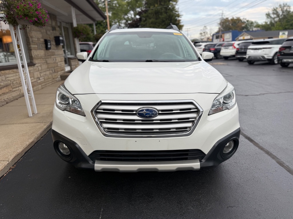 Photo 2 of 2016 Subaru Outback 2.5i Limited
