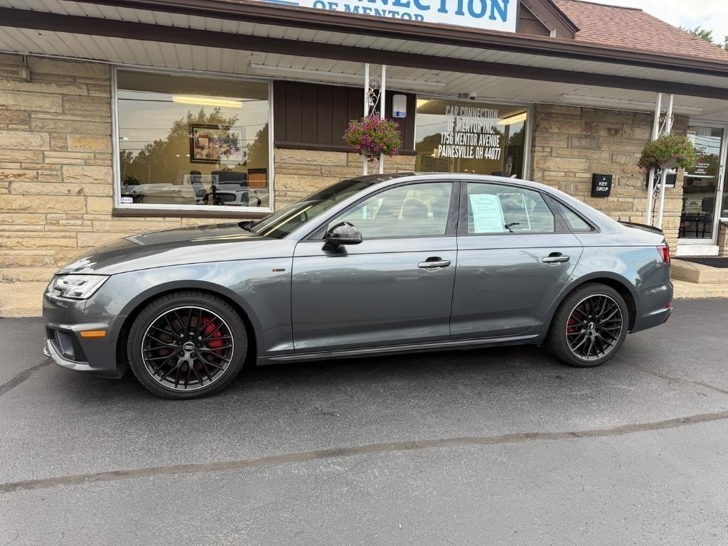 Photo 5 of 2019 Audi A4 quattro Premium Plus 45 TFSI