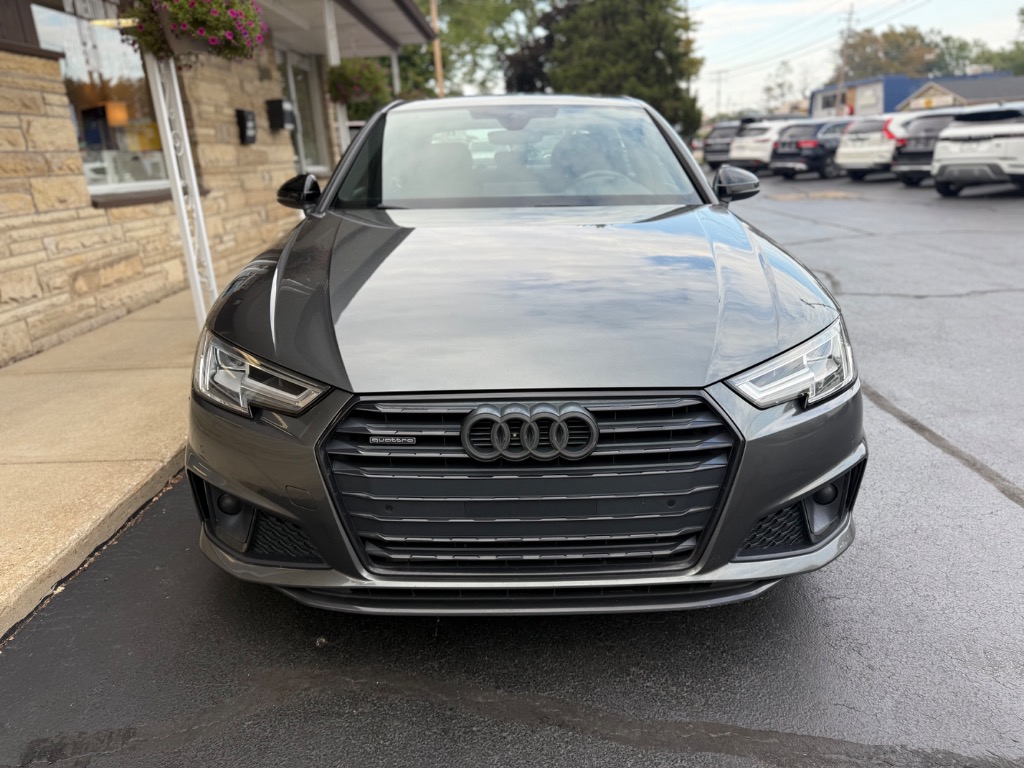 Photo 2 of 2019 Audi A4 quattro Premium Plus 45 TFSI