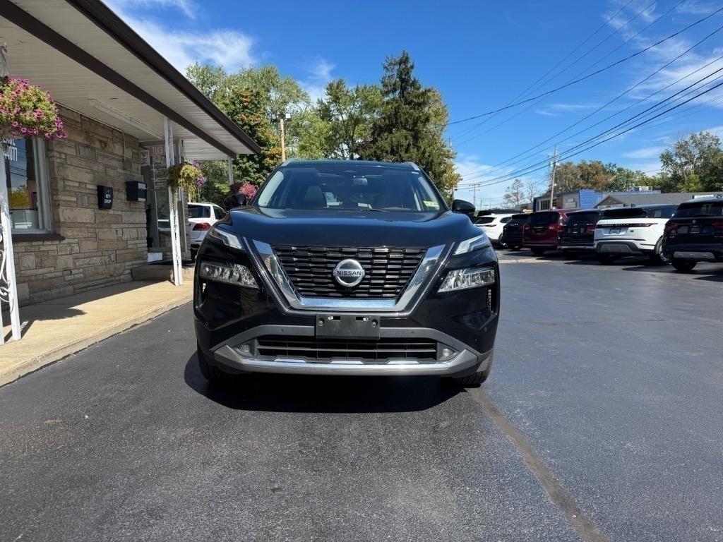 Photo 2 of 2021 Nissan Rogue Platinum