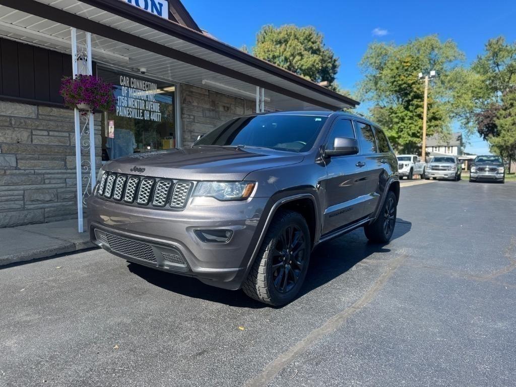 Photo 3 of 2018 Jeep Grand Cherokee Altitude
