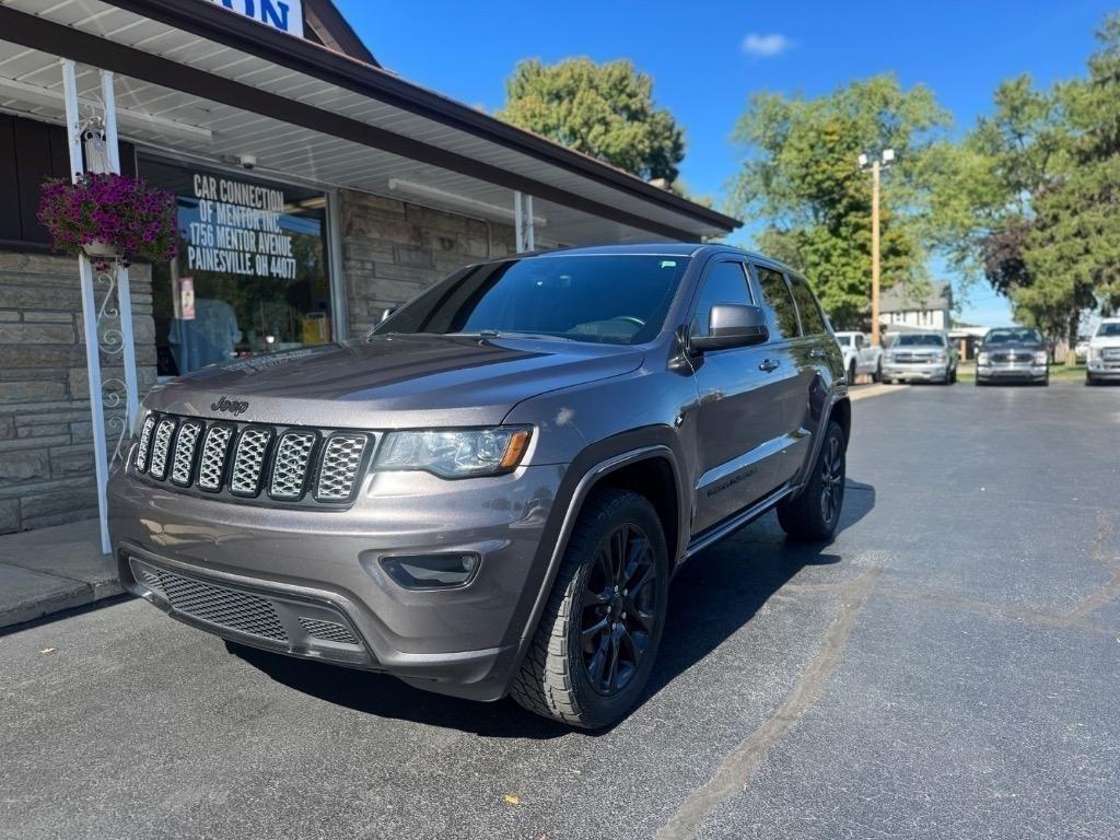 2018 Jeep Grand Cherokee Altitude - Main Image