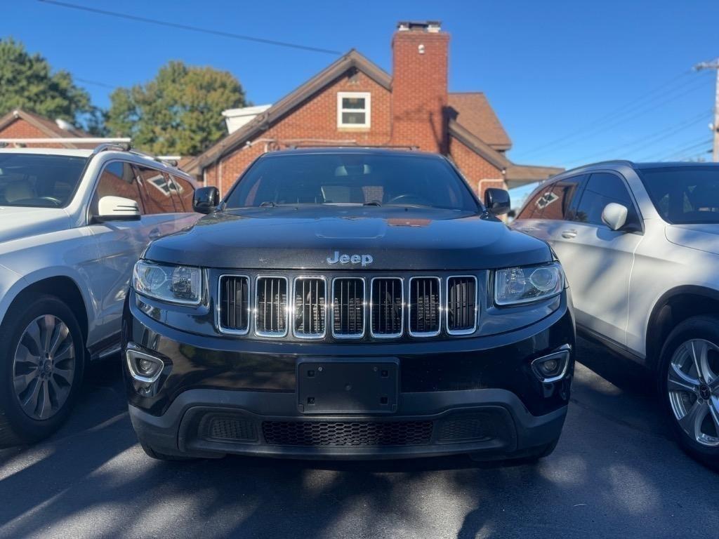 Photo 2 of 2015 Jeep Grand Cherokee Laredo