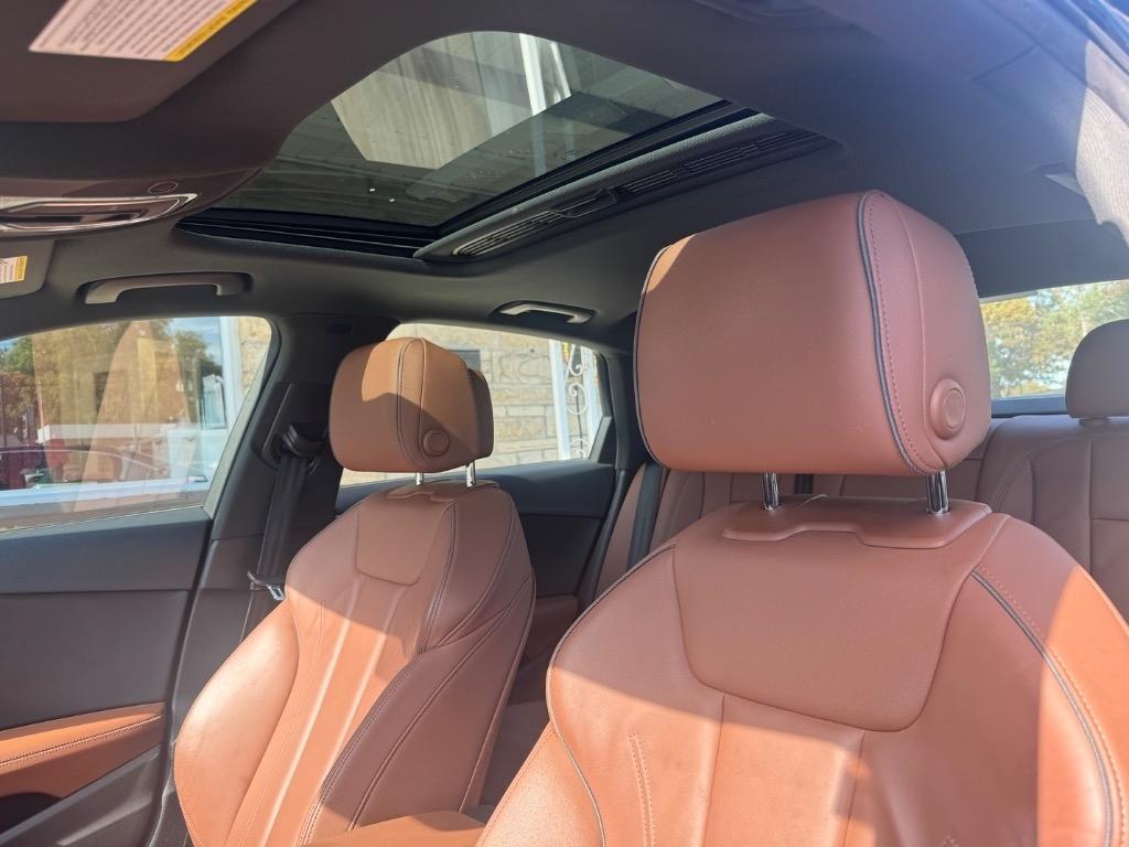 Photo 4 of 2020 Audi A4 quattro Premium Plus 45 TFSI