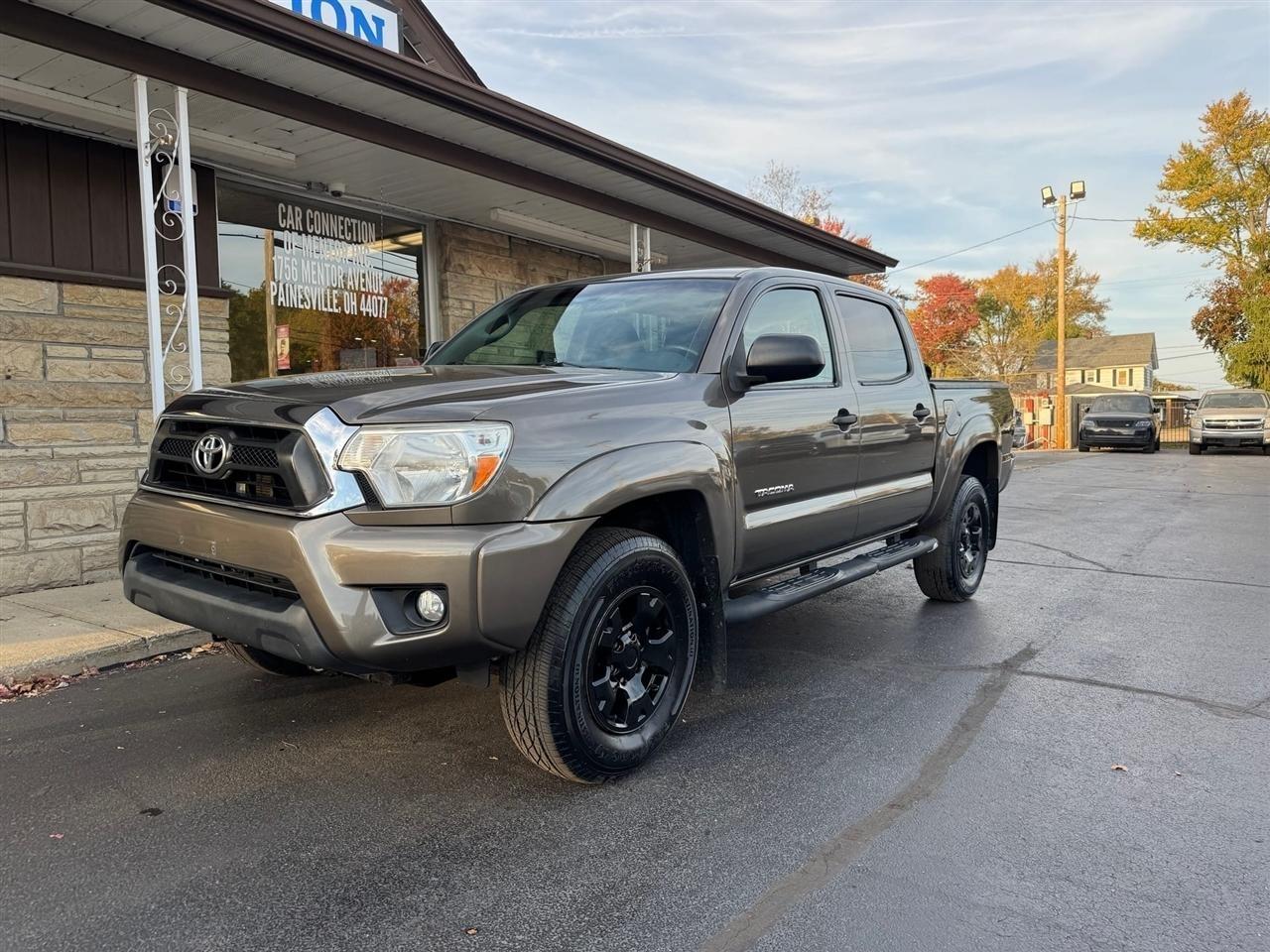 Gray 2013 Toyota Tacoma Pickup Truck Four-Wheel Drive 6-Speed Manual
