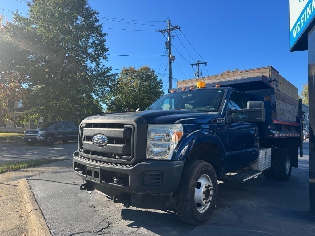 2011 Ford F-350 Super Duty Chassis Cab