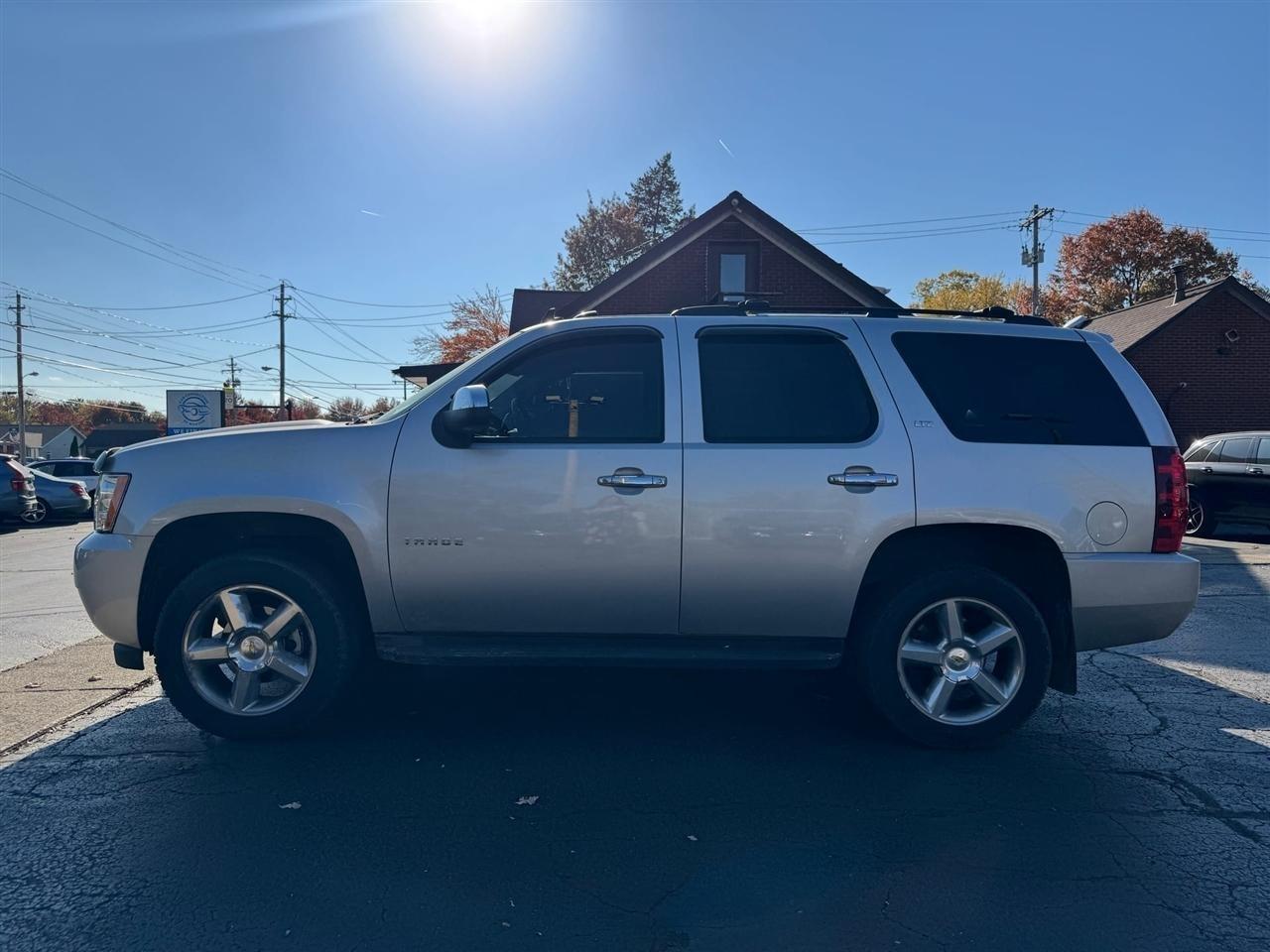 Silver 2011 Chevrolet Tahoe SUV / Crossover Four-Wheel Drive 6-Speed Automatic
