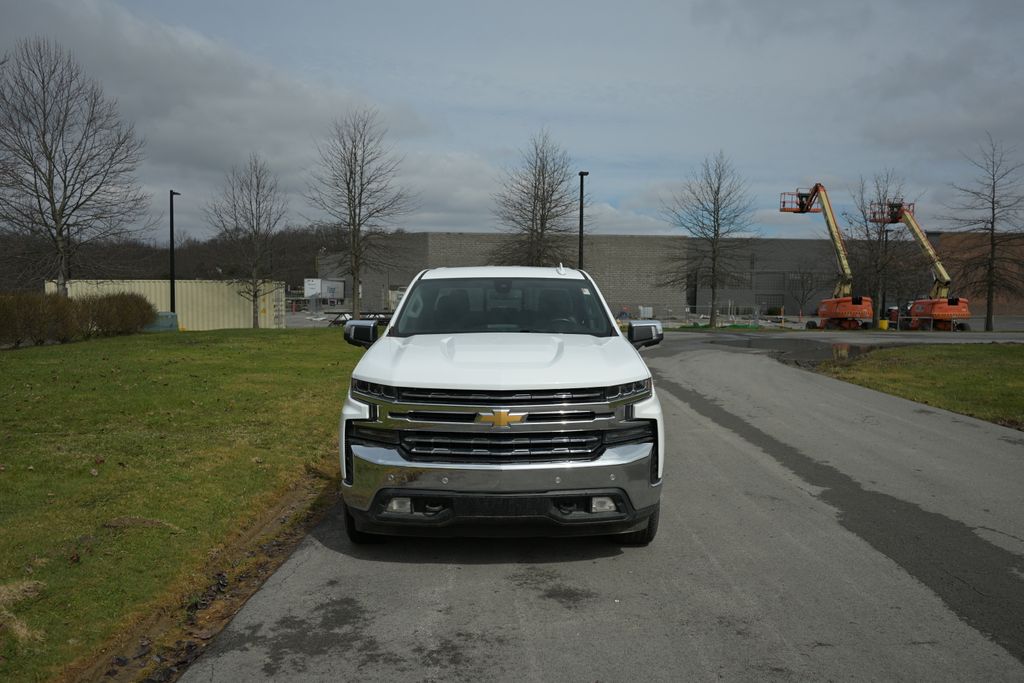 Photo 2 of 2019 Chevrolet Silverado 1500 LTZ