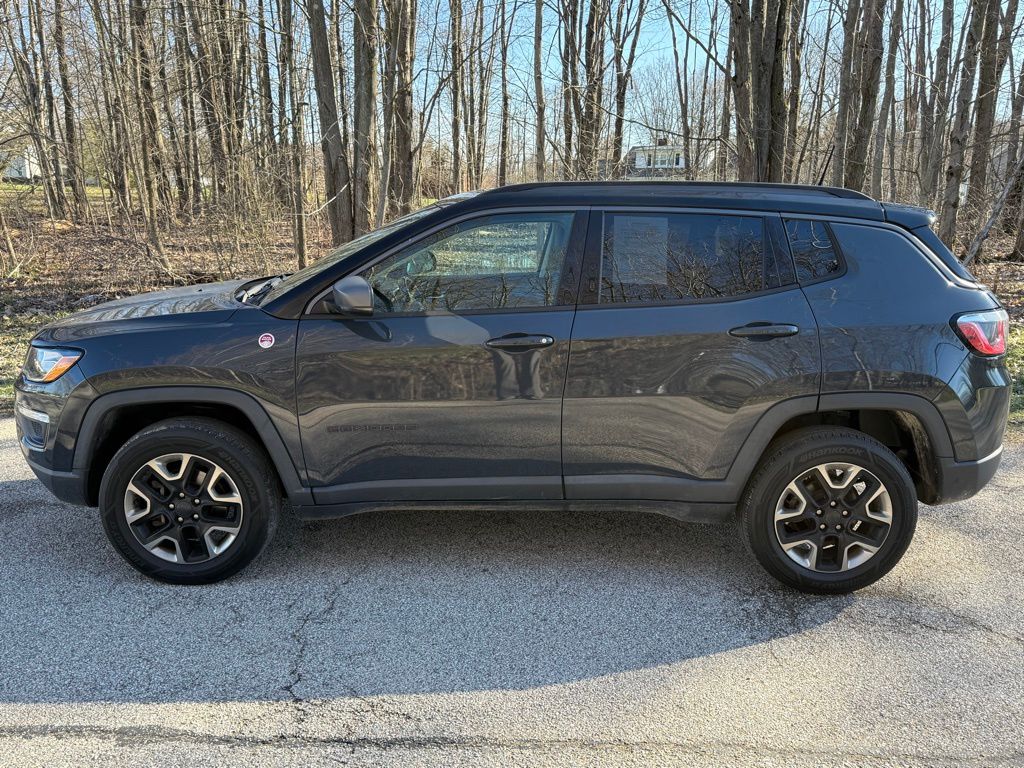 Photo 5 of 2018 Jeep Compass Trailhawk