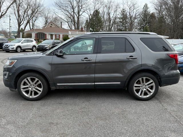 2017 Ford Explorer XLT - Image 5