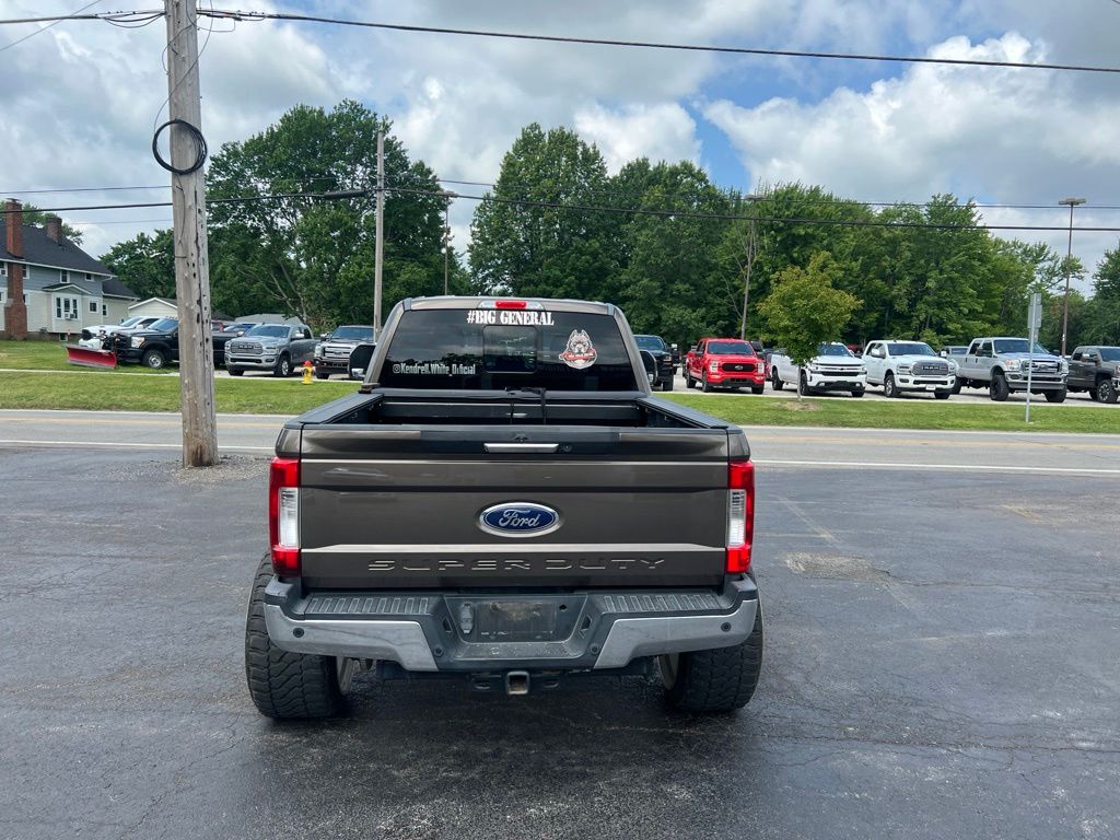 Photo 4 of 2017 Ford F-250 Super Duty Lariat