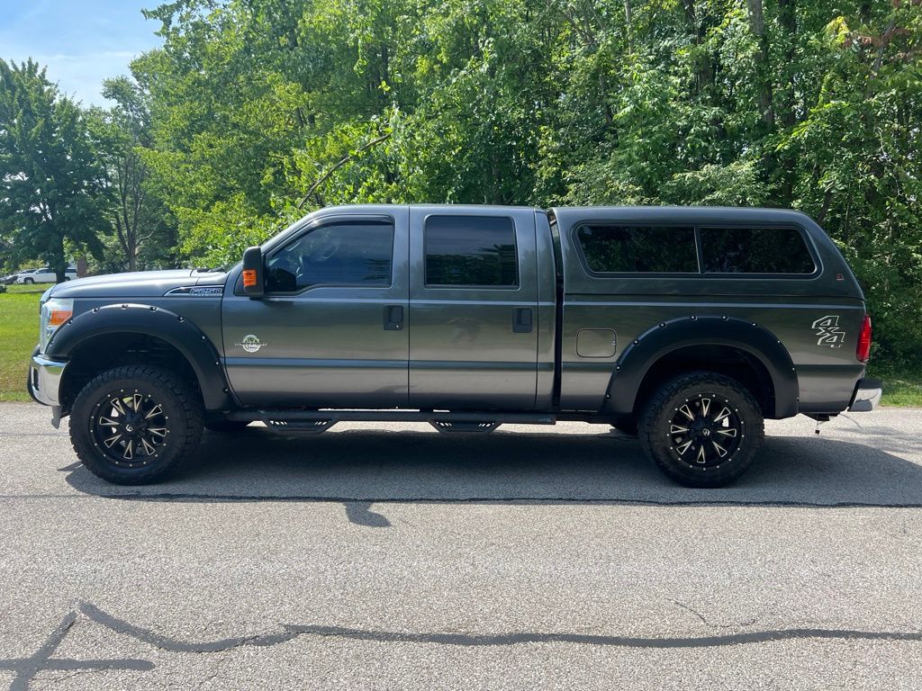 2016 Ford F-250 Super Duty XLT - Image 2