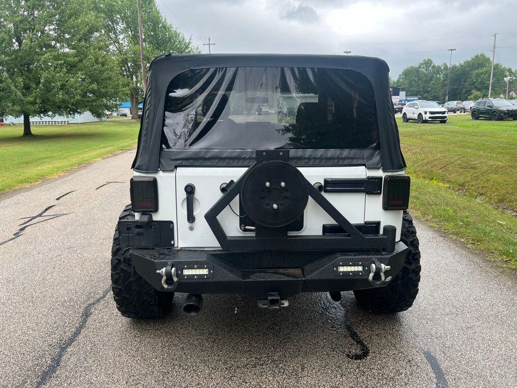 2016 Jeep Wrangler Sport - Image 4
