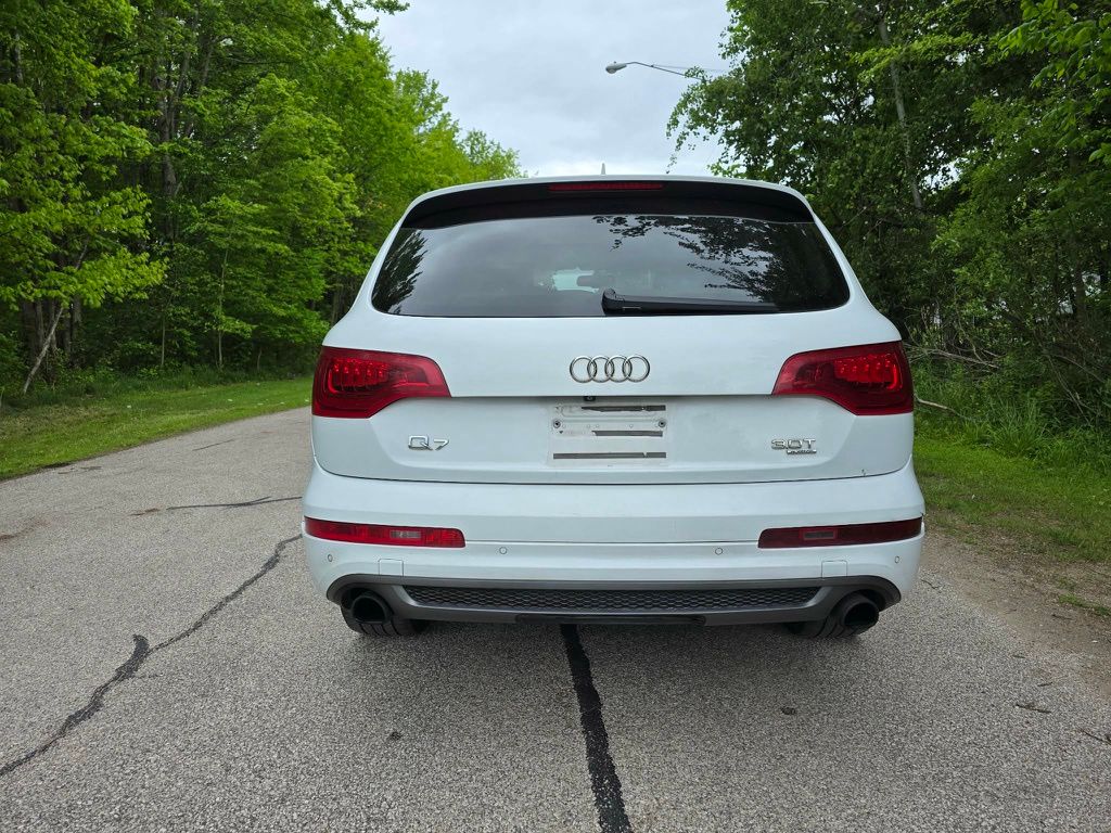 Photo 4 of 2015 Audi Q7 3.0T quattro S line Prestige