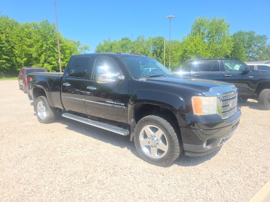 Photo 2 of 2014 GMC Sierra 2500HD Denali